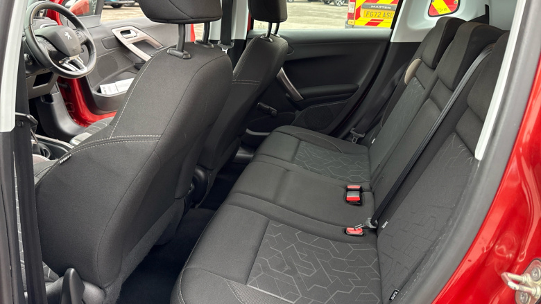 Peugeot 2008 1.2 PureTech Active 5dr Petrol Estate